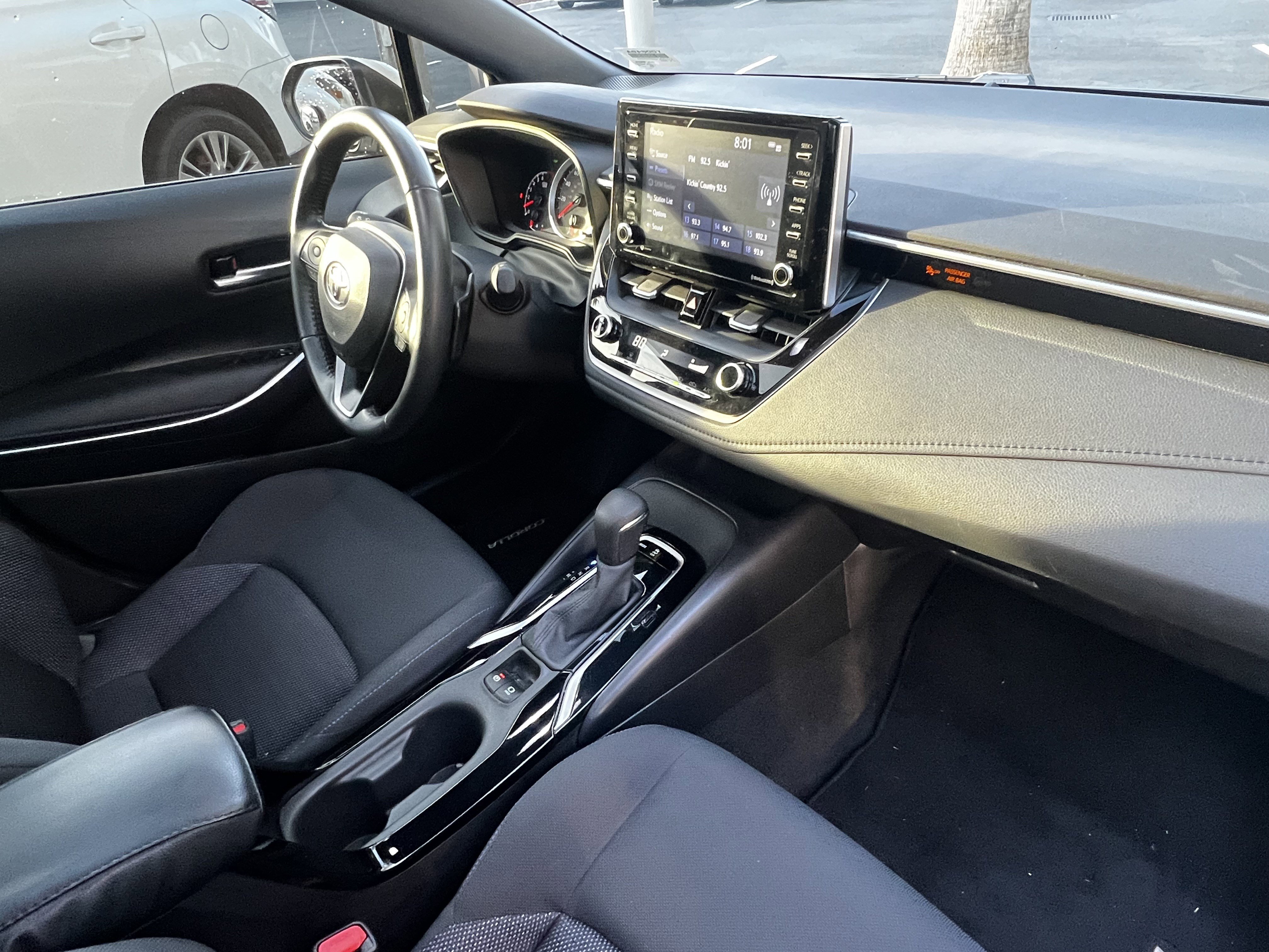 Used 2021 Toyota Corolla SE w/ SE Premium Package image 47