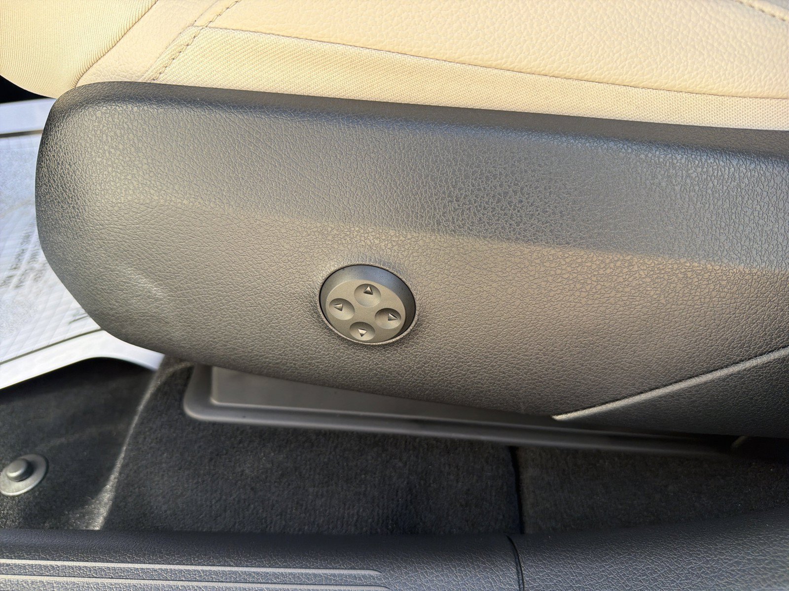 Used 2027 Mercedes-Benz GLC 300 image 24