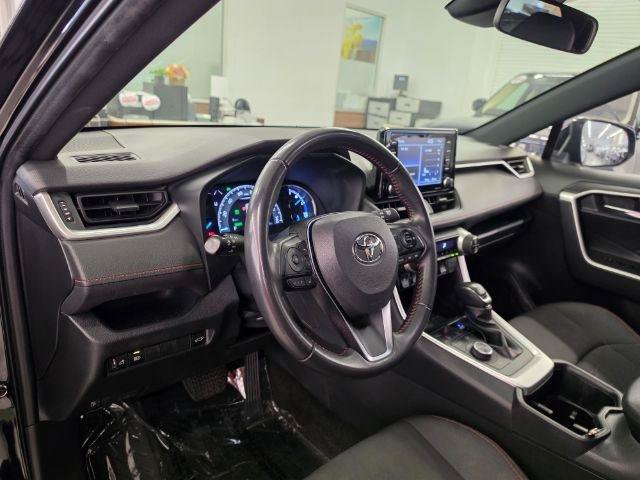 Used 2022 Toyota RAV4 SE AWD/4WD image 14