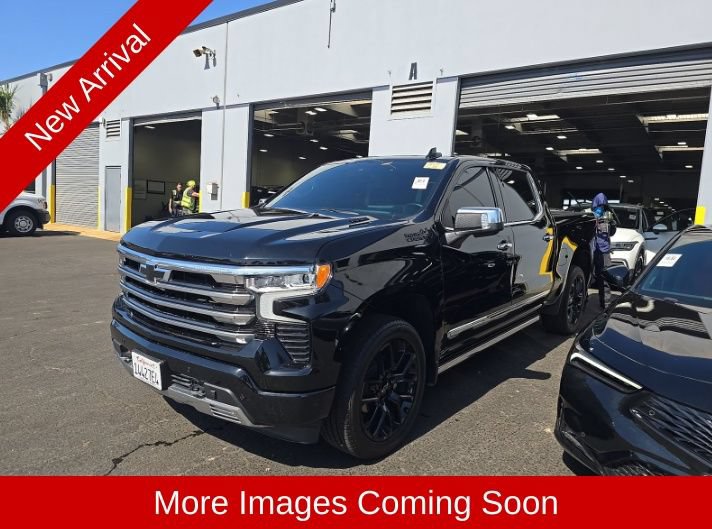 Used 2024 Chevrolet Silverado 1500 High Country RWD image 6