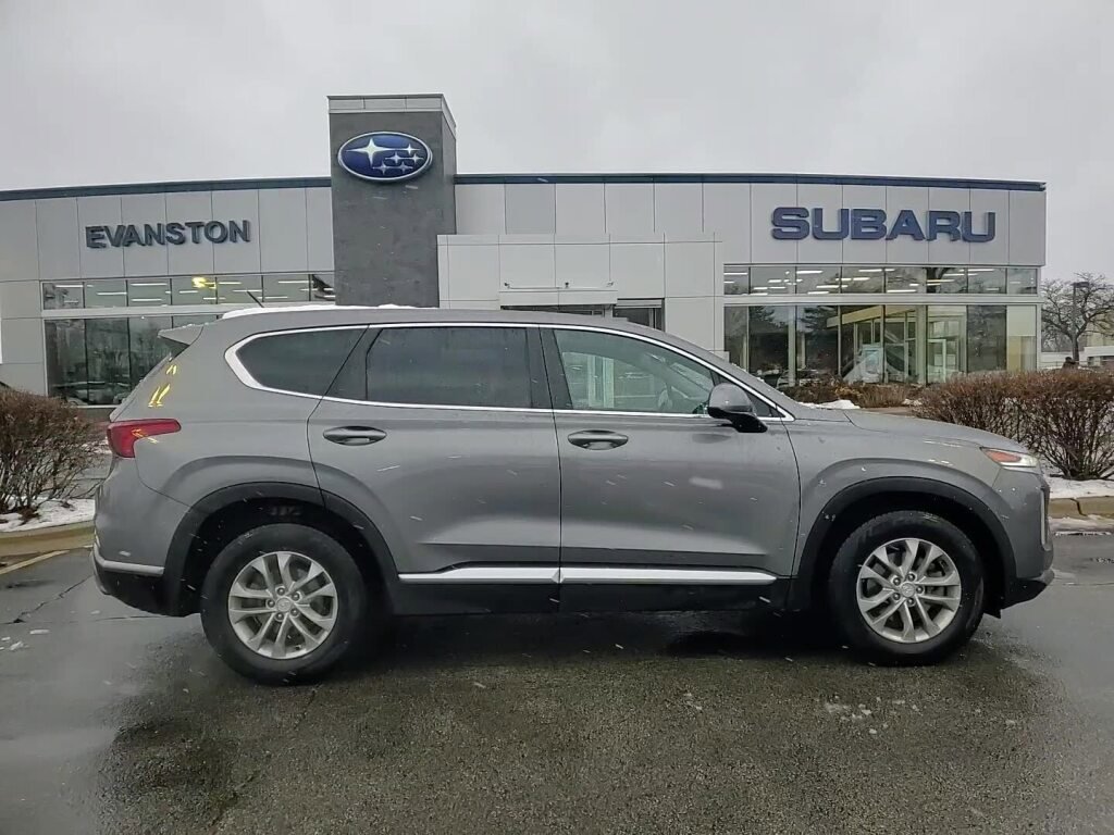 Used 2019 Hyundai Santa Fe SE video 2