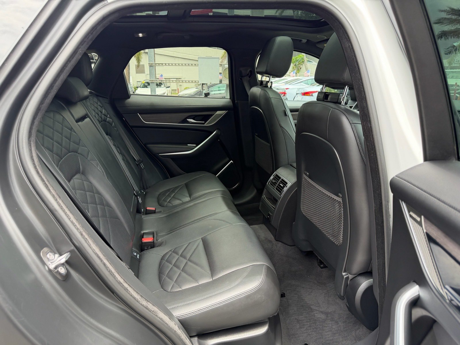 Used 2022 Jaguar F-PACE S AWD/4WD image 17