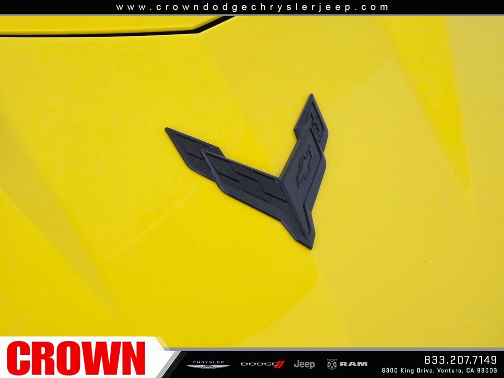 Used 2025 Chevrolet Corvette Z06 RWD image 12