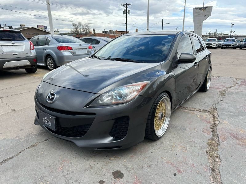 Used 2013 MAZDA MAZDA3 i Touring FWD image 3
