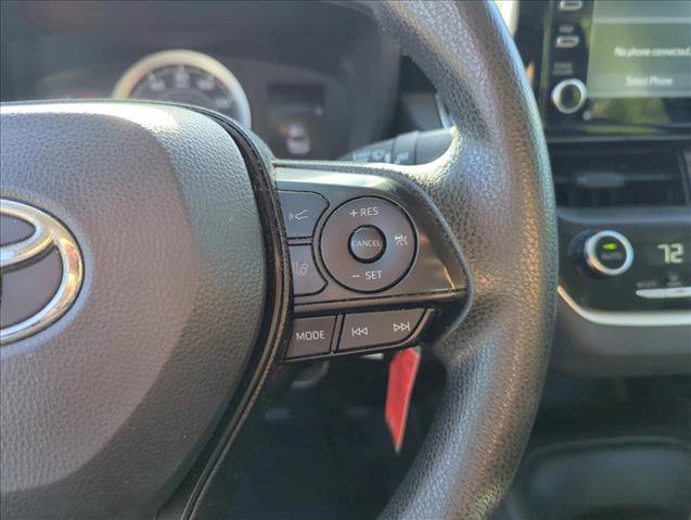 Used 2021 Toyota Corolla LE image 17
