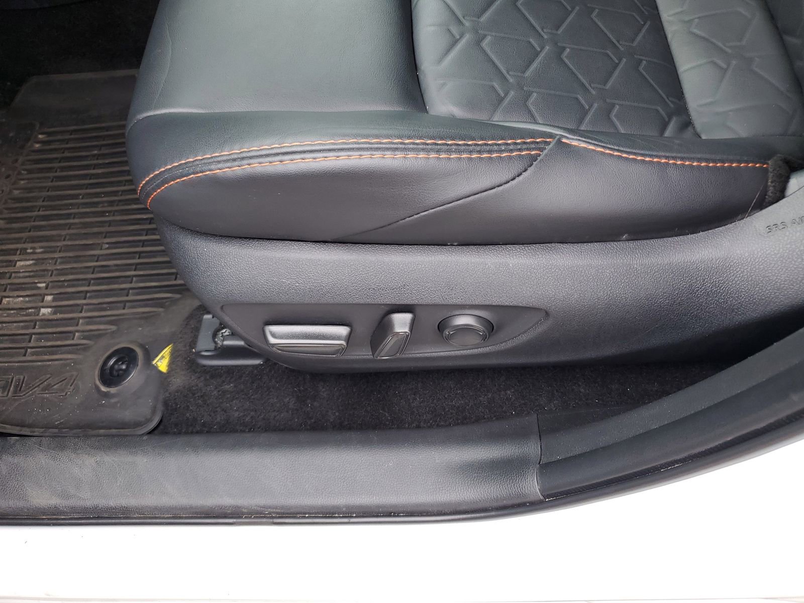 Used 2024 Toyota RAV4 Adventure w/ Convenience Package image 19