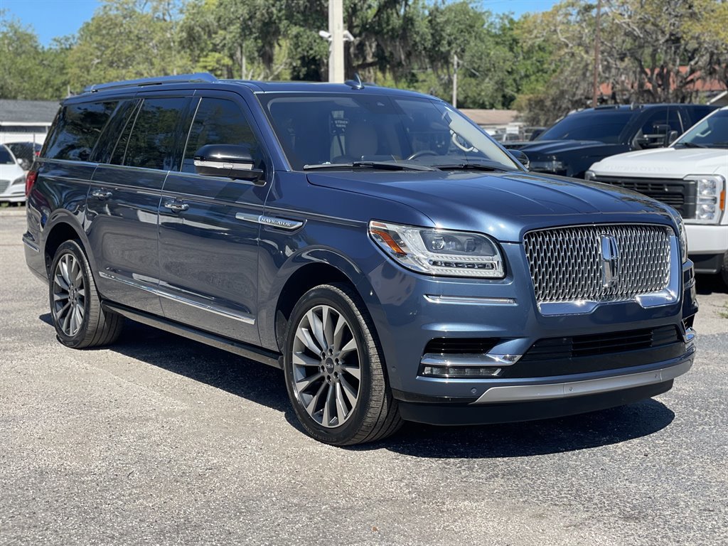 Used 2018 Lincoln Navigator L Select w/ Technology Package RWD image 20