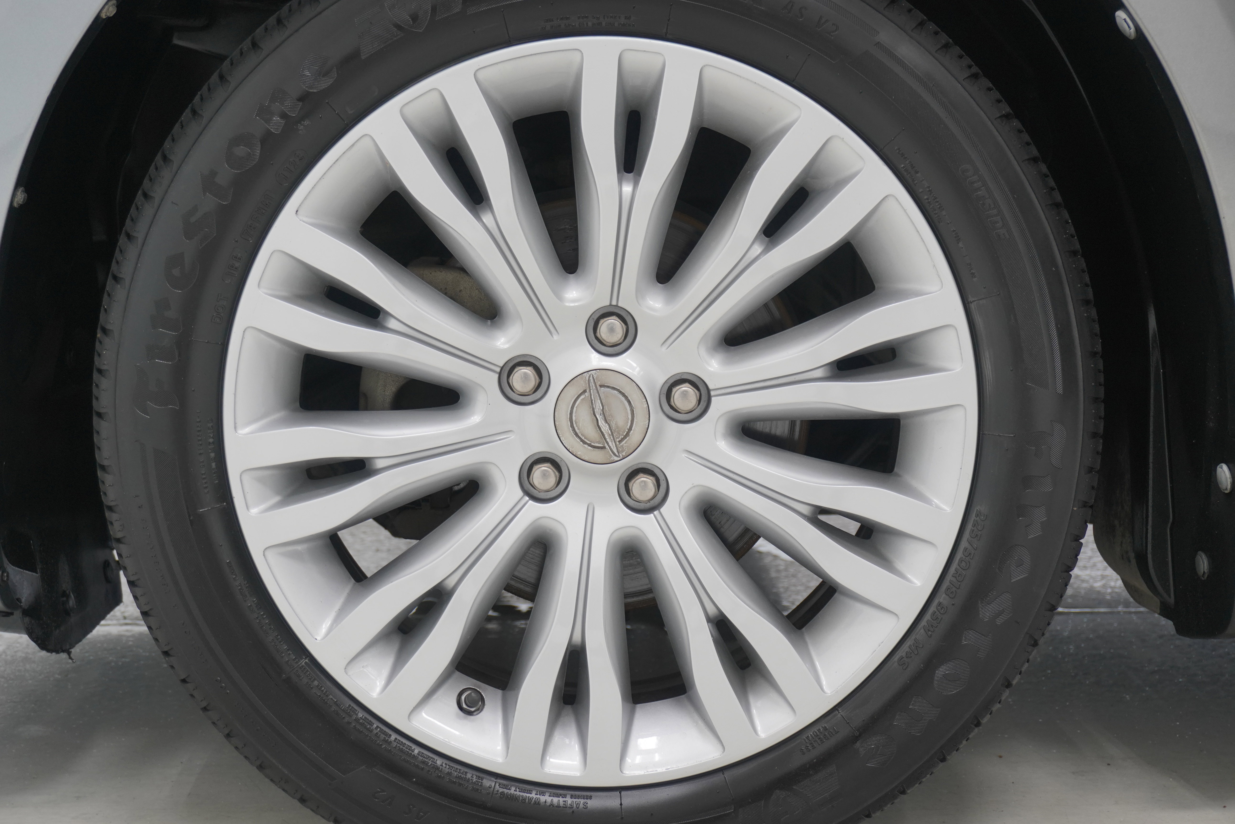 Used 2011 Chrysler 200 Limited FWD image 27