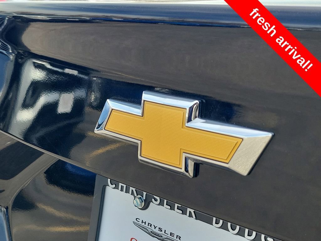 Used 2017 Chevrolet Cruze LS image 6