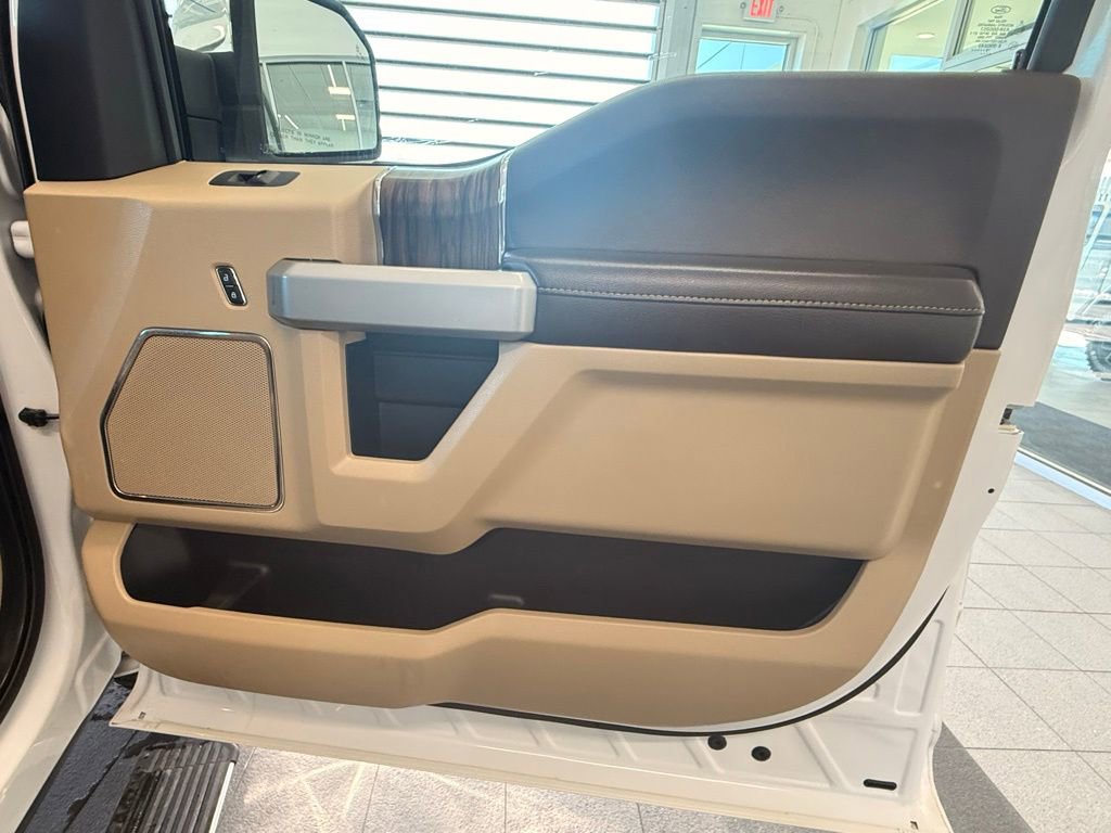 Used 2018 Ford F150 Lariat w/ Equipment Group 502A Luxury image 44