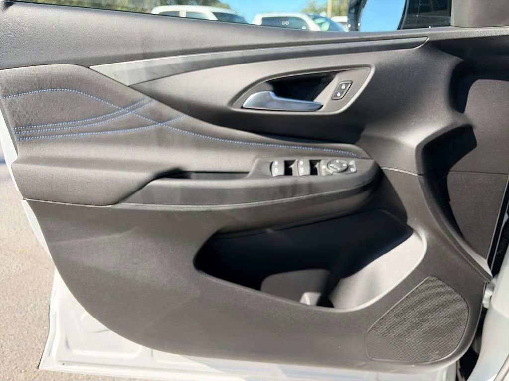 New 2026 Buick Envista Sport Touring image 24