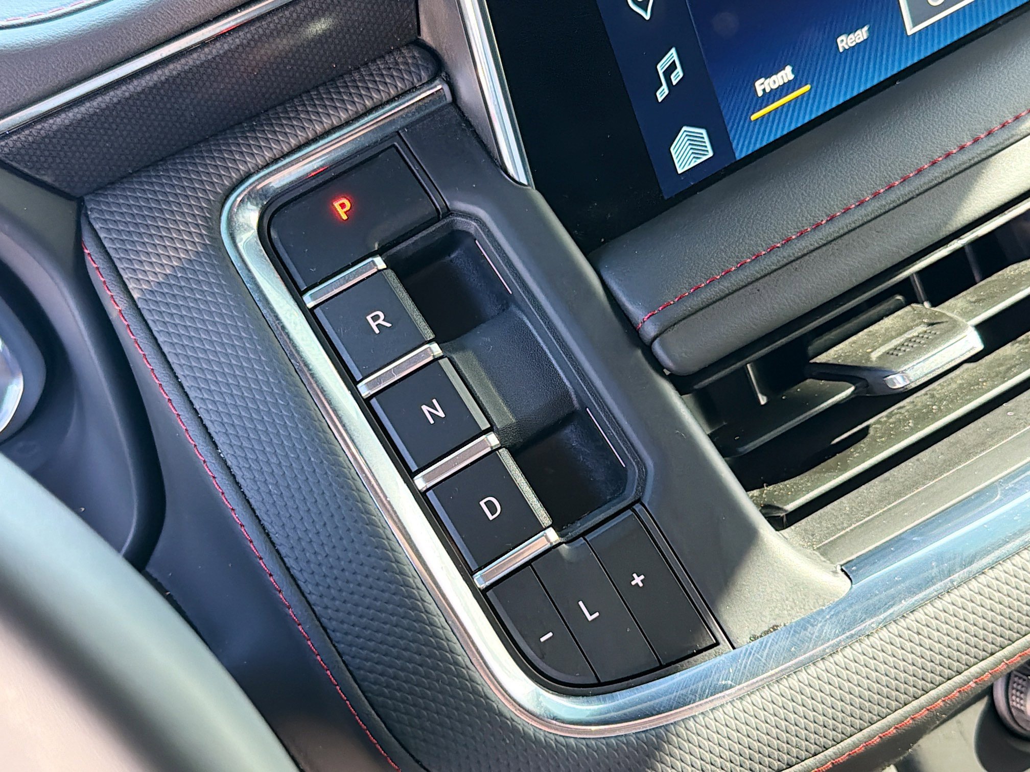 Used 2024 Chevrolet Tahoe RST w/ Sport Performance Package image 31