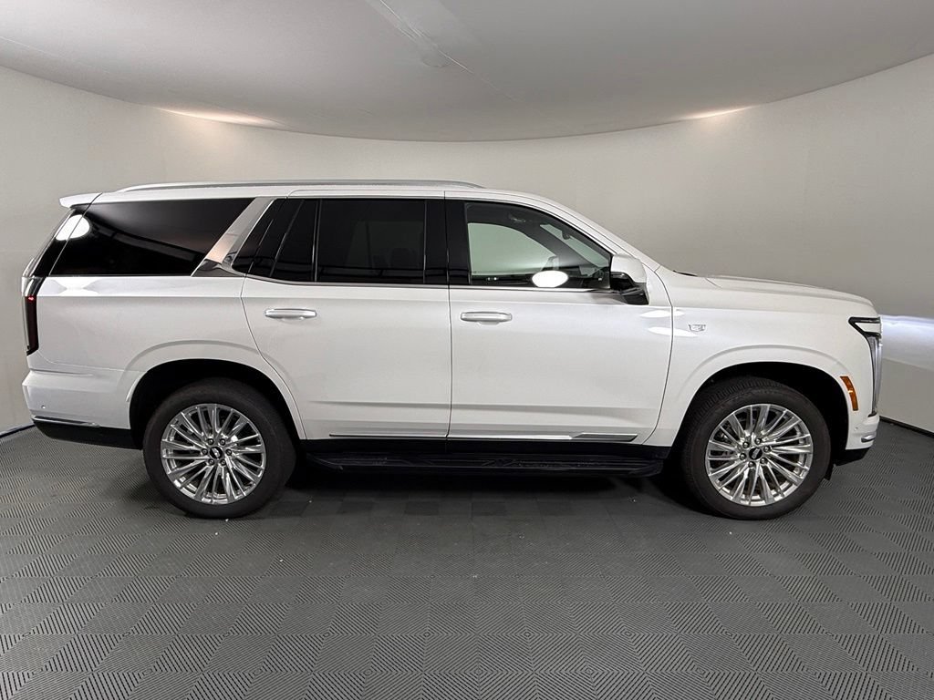 Used 2025 Cadillac Escalade Premium Luxury AWD/4WD image 8