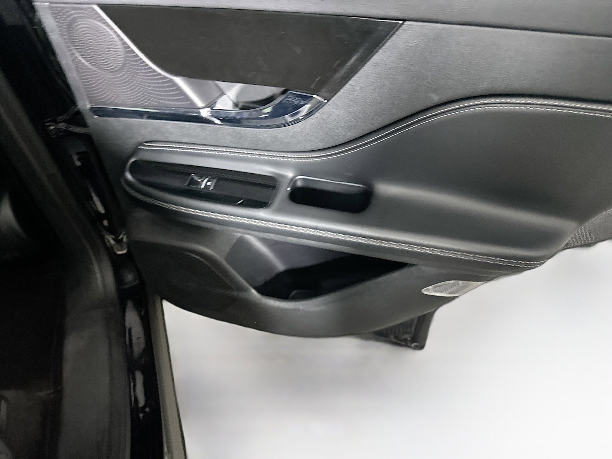 Used 2024 Lincoln Corsair Reserve w/ Equipment Group 201A image 30