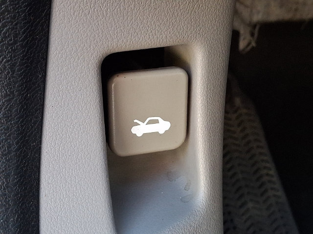 Used 2012 Honda Civic Hybrid Sedan image 23