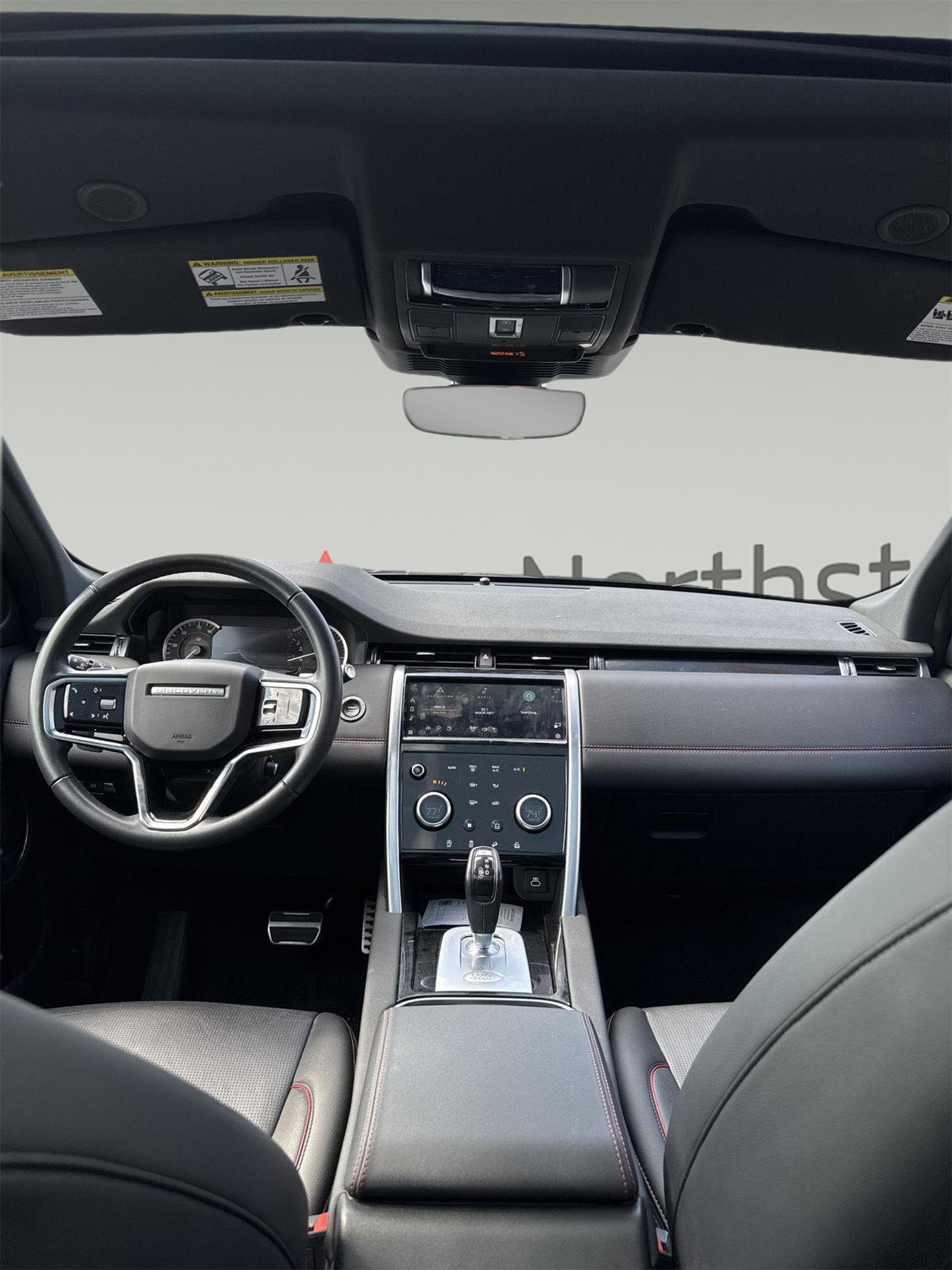 Used 2023 Land Rover Discovery Sport SE R-Dynamic image 30