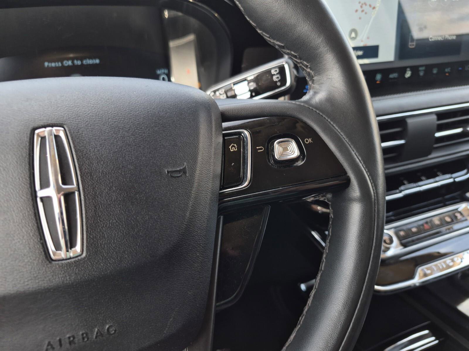 Used 2024 Lincoln Corsair Reserve w/ Equipment Group 201A AWD/4WD image 23