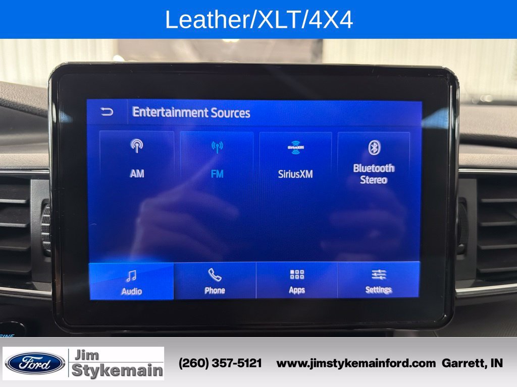 Used 2023 Ford Explorer XLT w/ XLT Sport Appearance Package AWD/4WD image 27