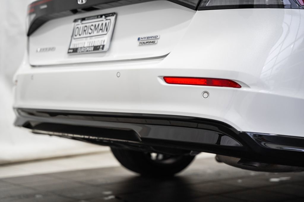 Used 2025 Honda Accord Touring image 10