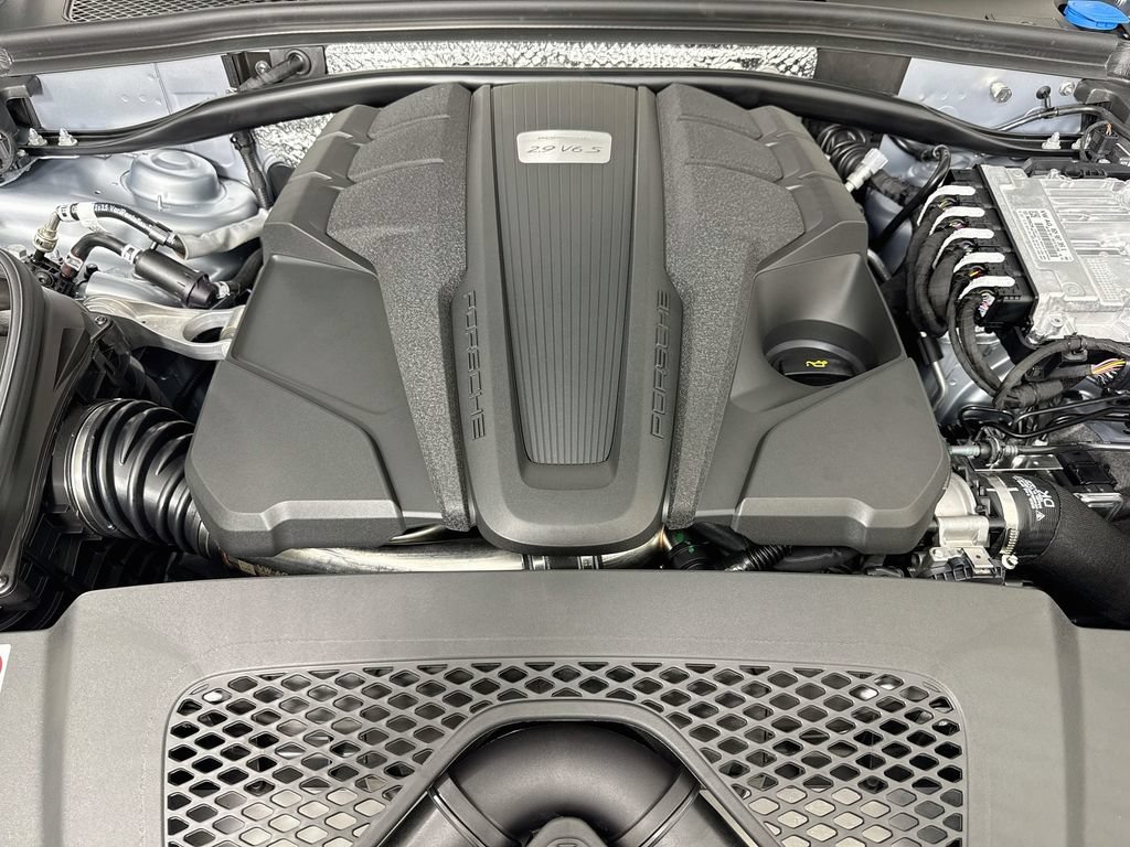 New 2026 Porsche Macan S AWD/4WD image 32