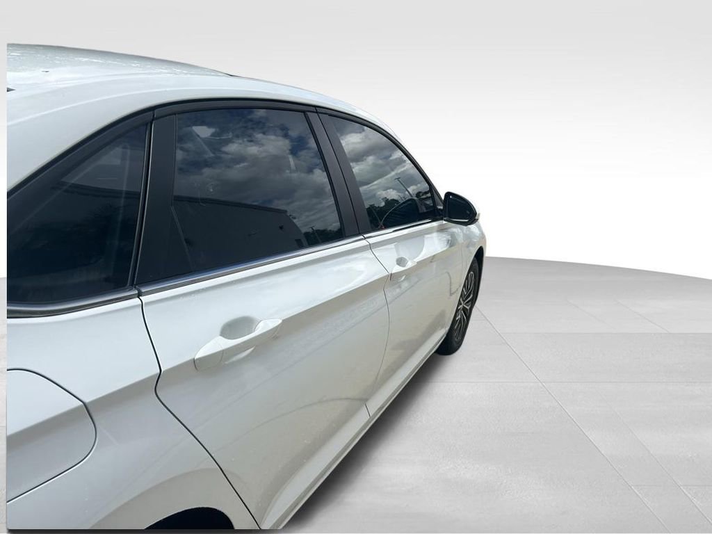 Used 2019 Volkswagen Jetta SE image 32