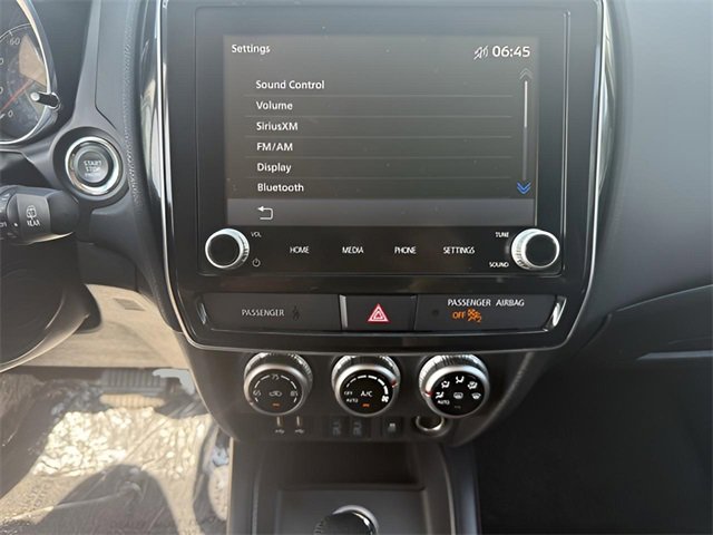 Used 2023 Mitsubishi Outlander Sport SE image 9