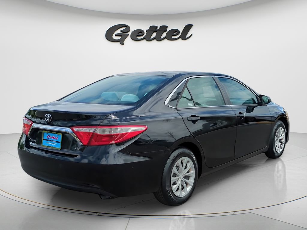 Used 2015 Toyota Camry LE FWD image 9