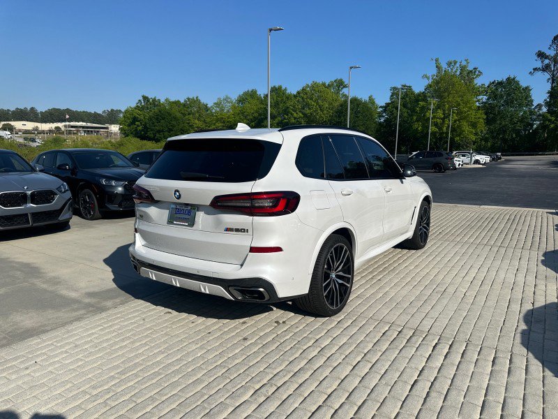 Used 2021 BMW X5 M50i image 16