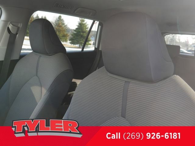 Used 2023 Toyota Highlander LE image 39