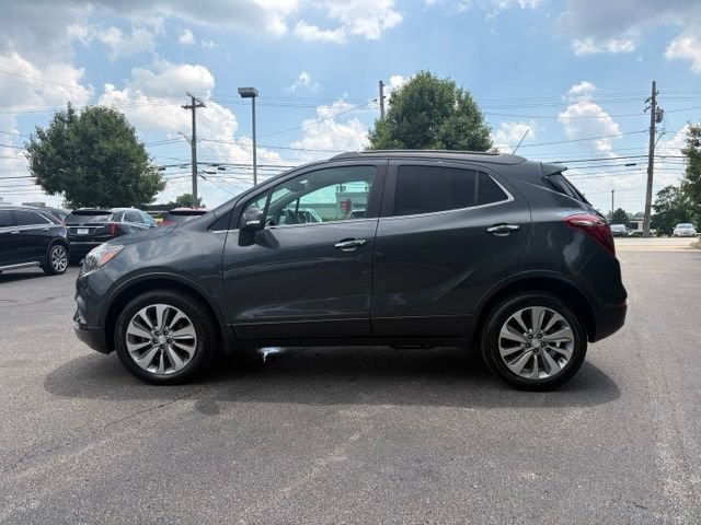 Used 2018 Buick Encore Preferred AWD/4WD image 2