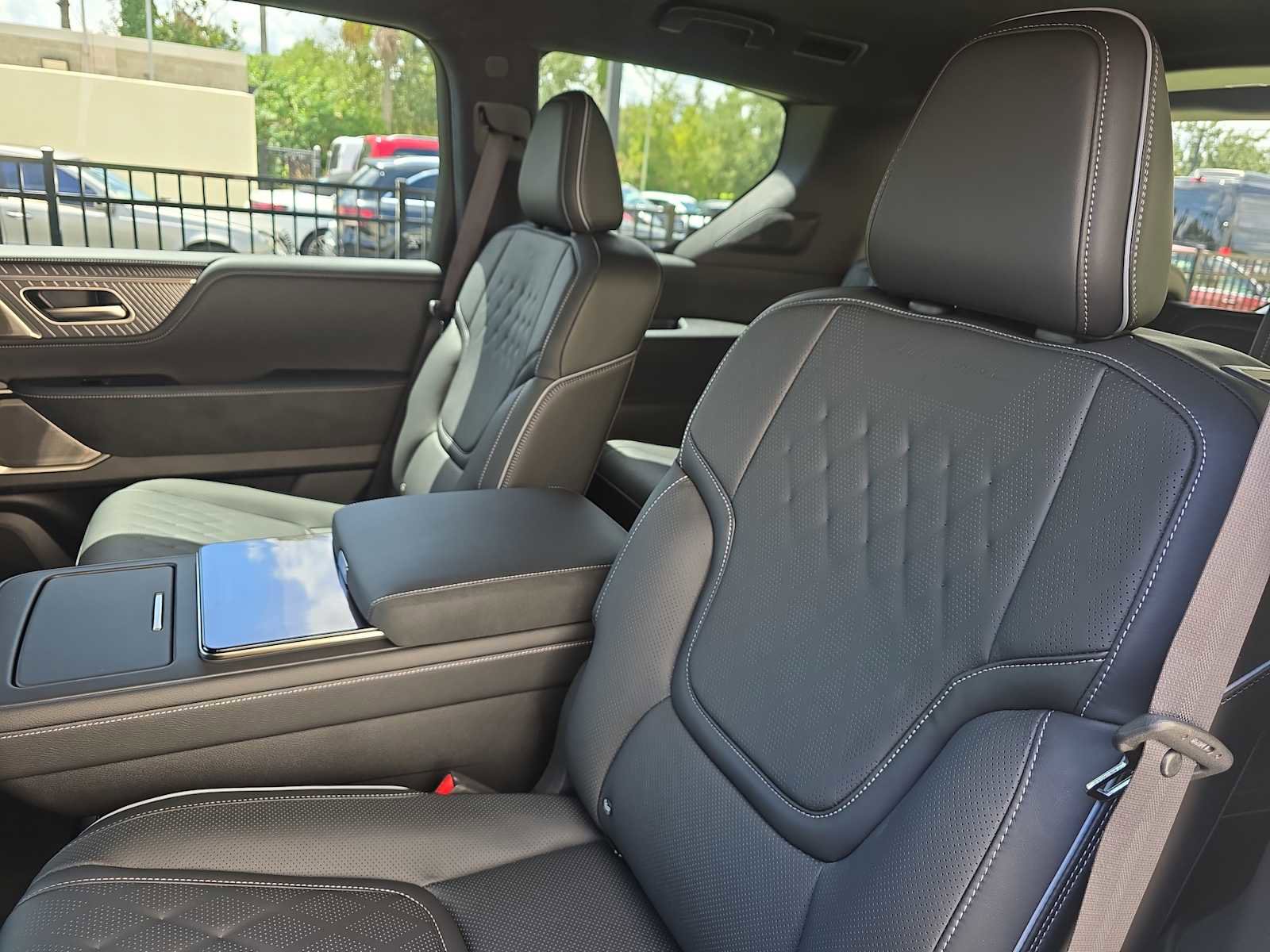 New 2026 INFINITI QX80 Autograph w/ Autograph Exterior Package image 13