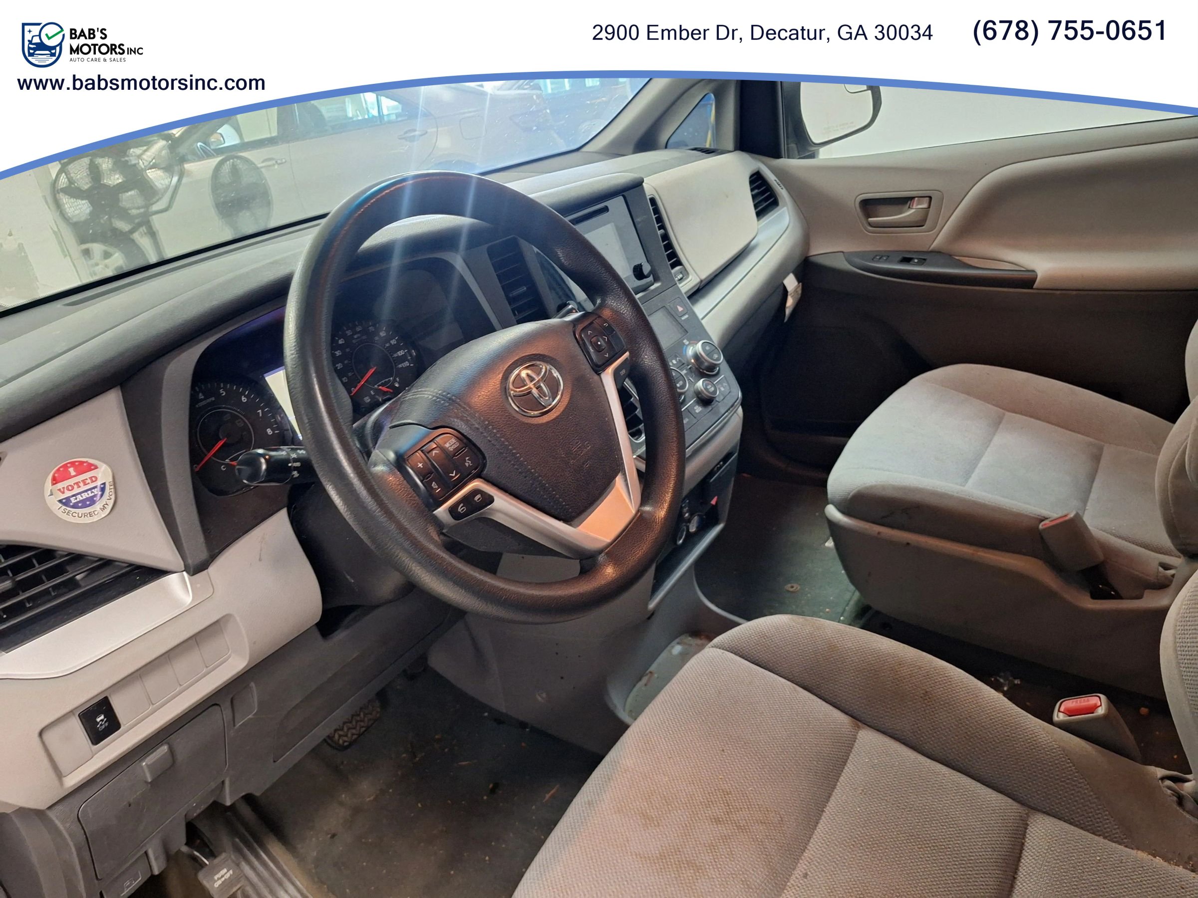 Used 2015 Toyota Sienna L FWD image 11