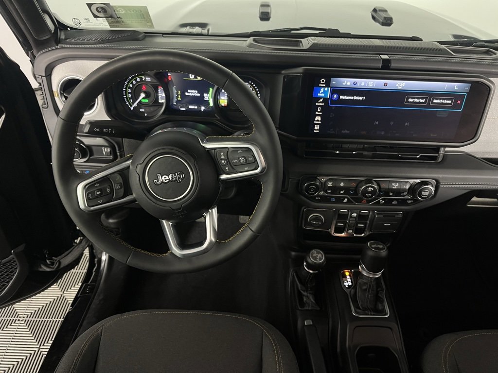 Used 2024 Jeep Wrangler Unlimited Sahara w/ Safety Group image 33