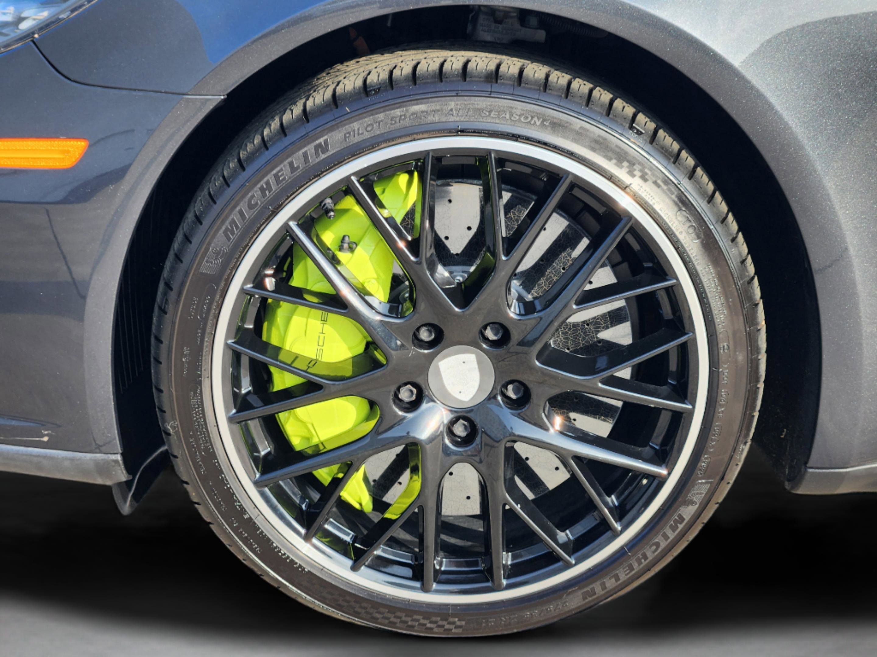 Used 2018 Porsche Panamera Turbo S image 9