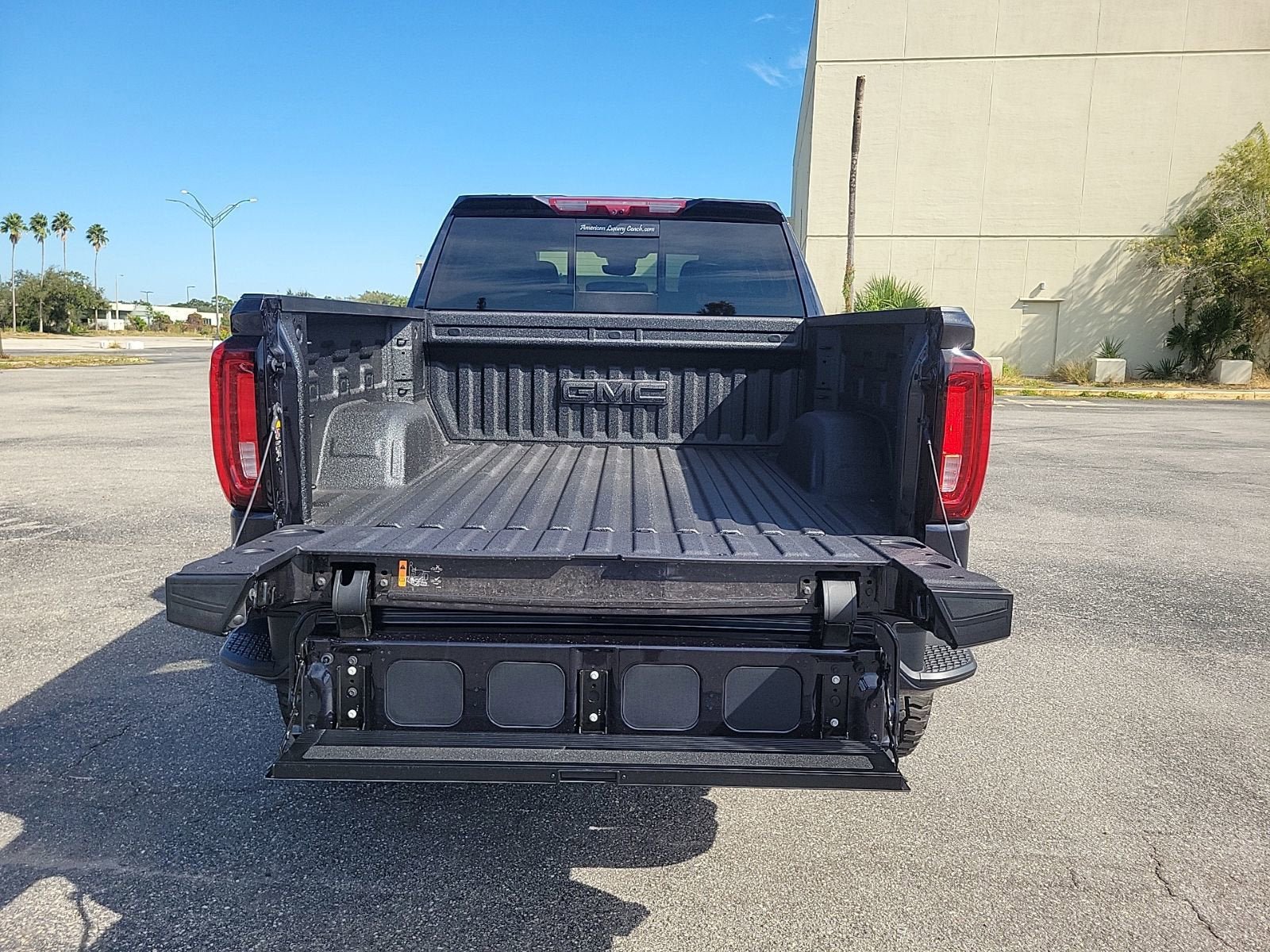 New 2026 GMC Sierra 1500 AT4 w/ Technology Package image 18