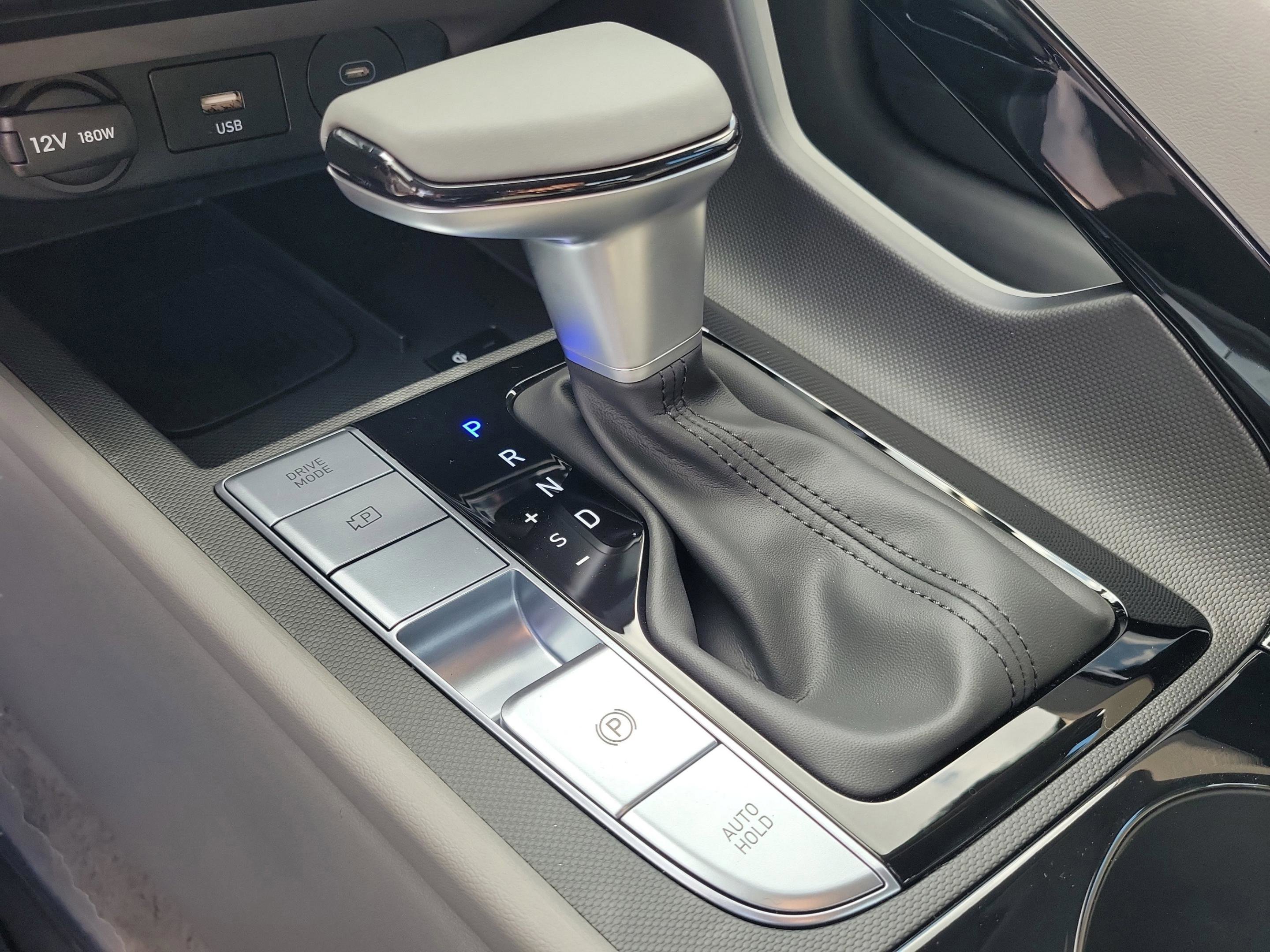 New 2026 Hyundai Elantra Sport image 14