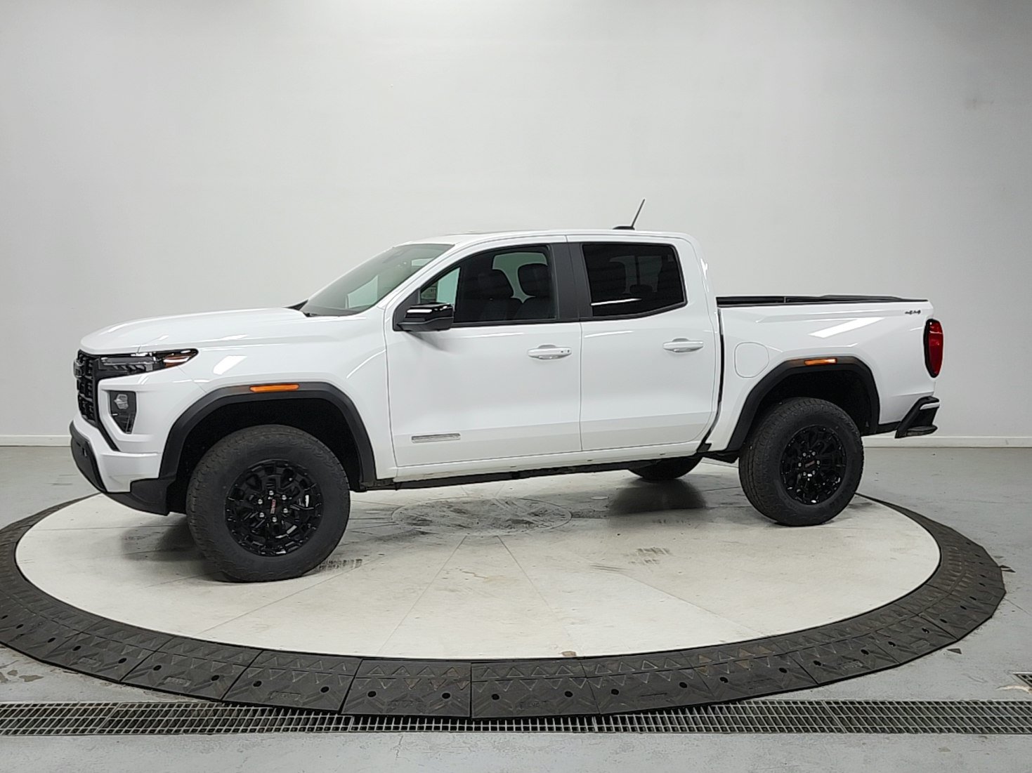 New 2026 GMC Canyon Elevation w/ Convenience Package AWD/4WD image 5