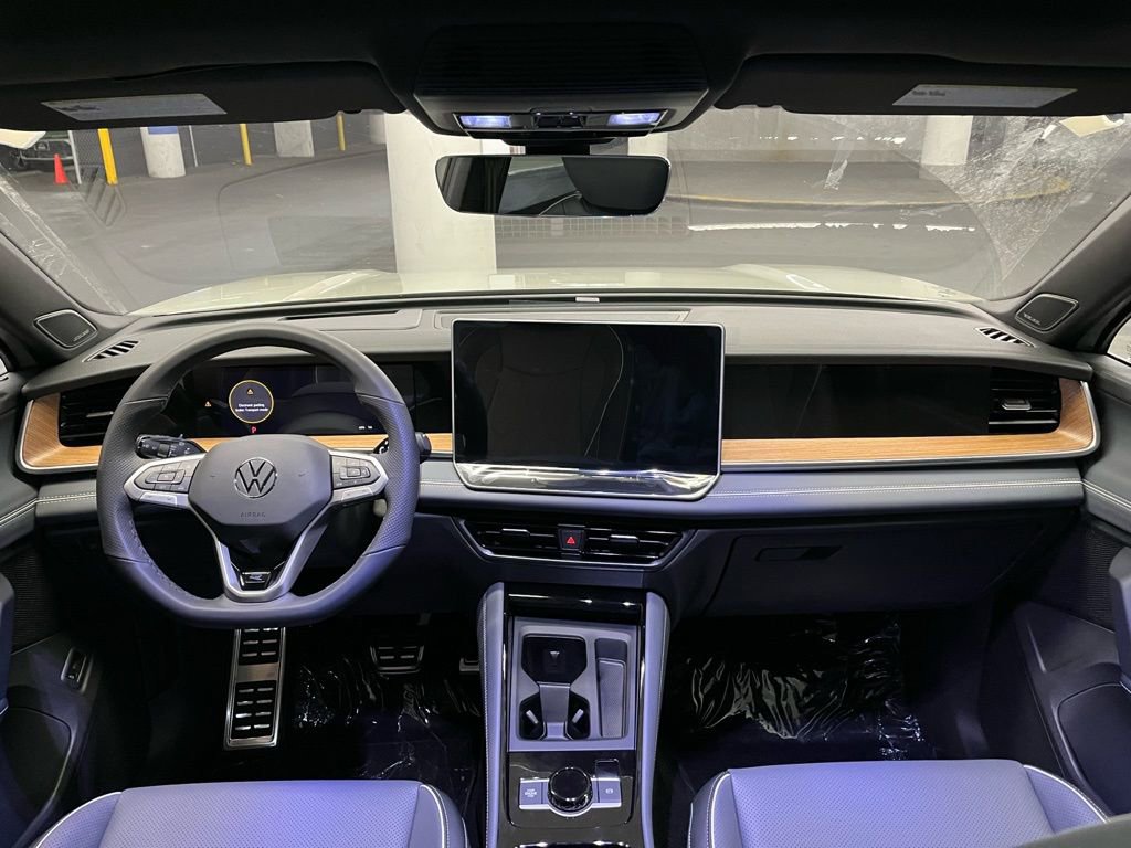 New 2026 Volkswagen Tiguan SEL R-Line image 7