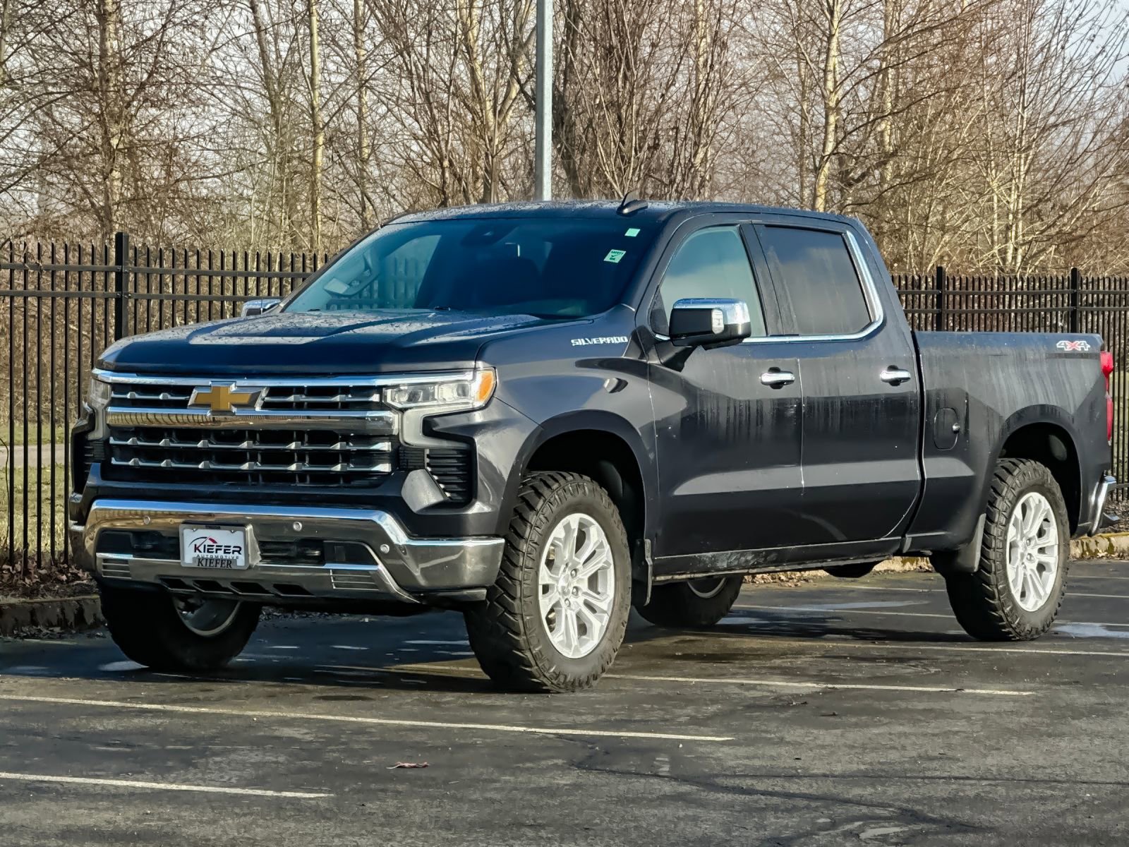 Used 2023 Chevrolet Silverado 1500 LTZ w/ LTZ Convenience Package II image 7