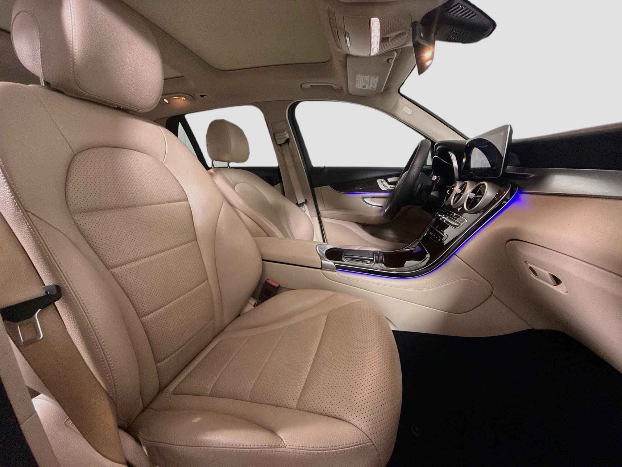 Used 2021 Mercedes-Benz GLC 300 image 29
