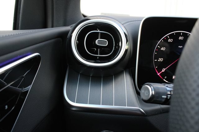 New 2026 Mercedes-Benz GLC 300 4MATIC image 8