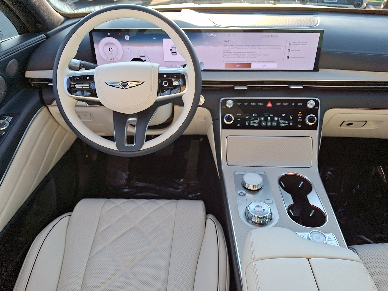 Certified 2025 Genesis GV80 3.5T Prestige AWD/4WD image 12