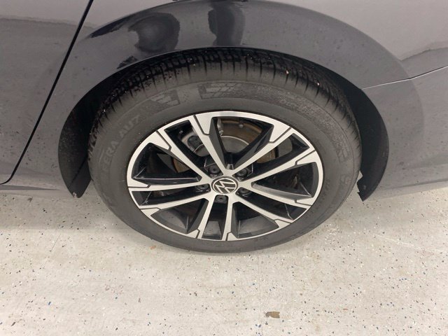 Used 2026 Volkswagen Jetta Sport FWD image 8