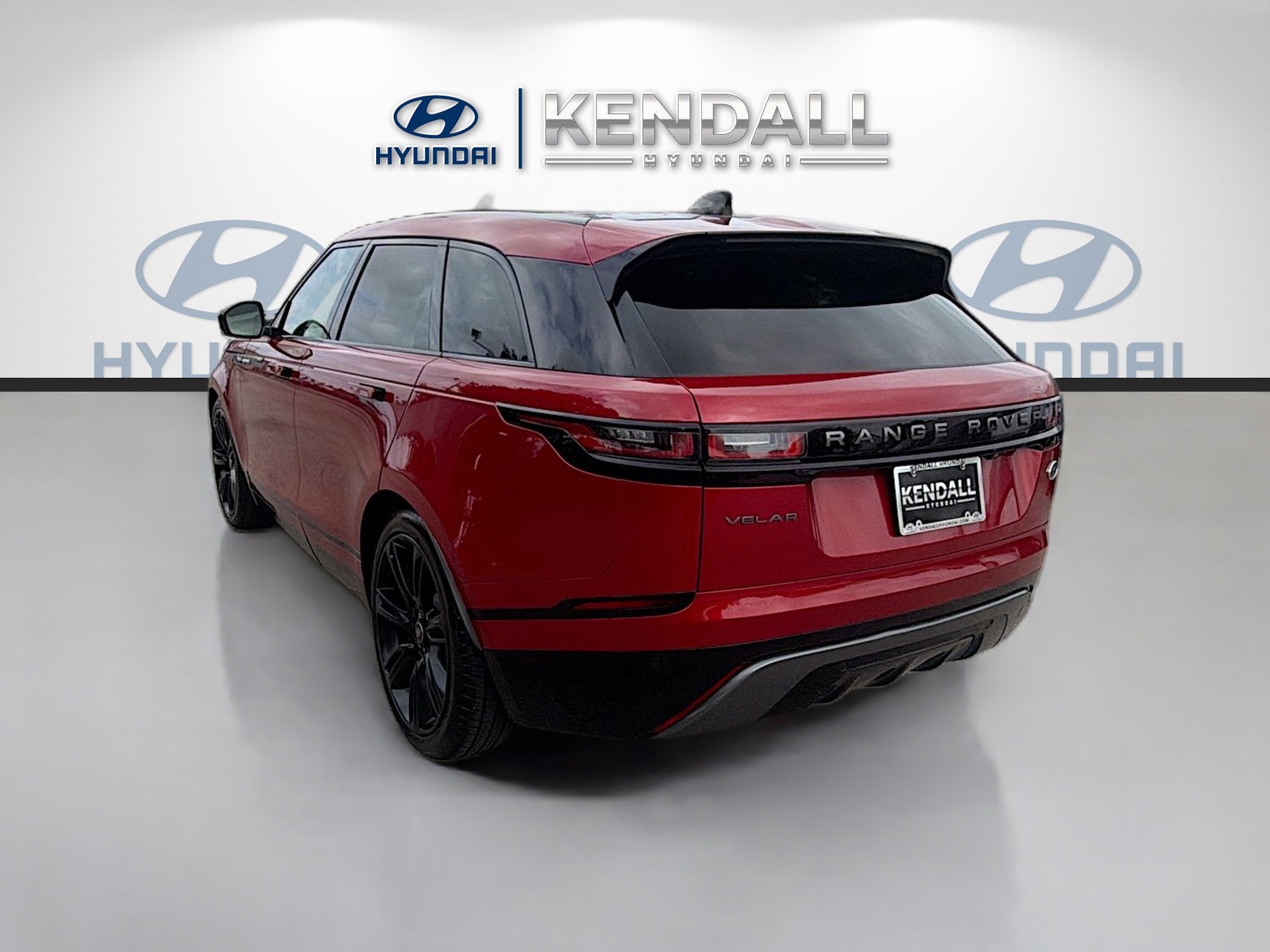 Used 2022 Land Rover Range Rover Velar R-Dynamic S AWD/4WD image 4