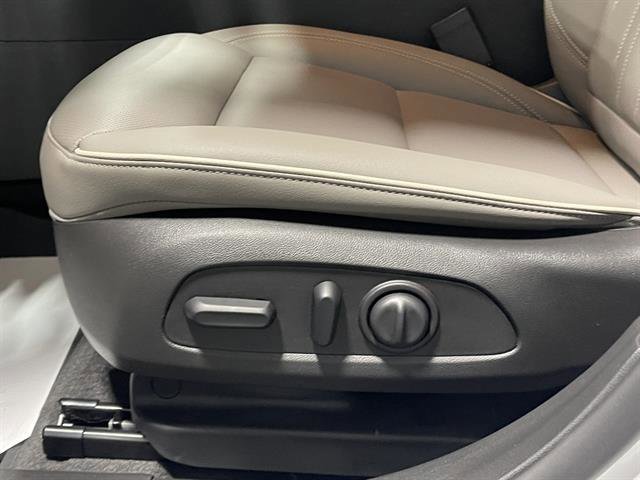 New 2025 Buick Envista Avenir image 33