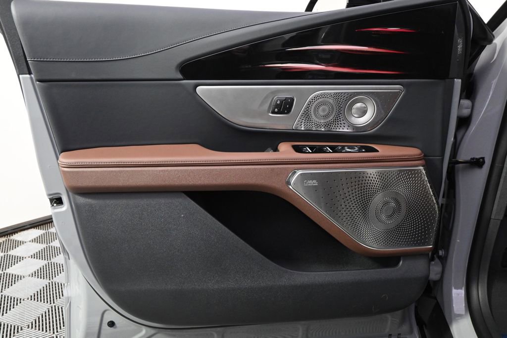 New 2026 Lincoln Nautilus Reserve AWD/4WD image 22