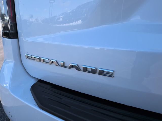 Certified 2022 Cadillac Escalade Premium Luxury Platinum image 6