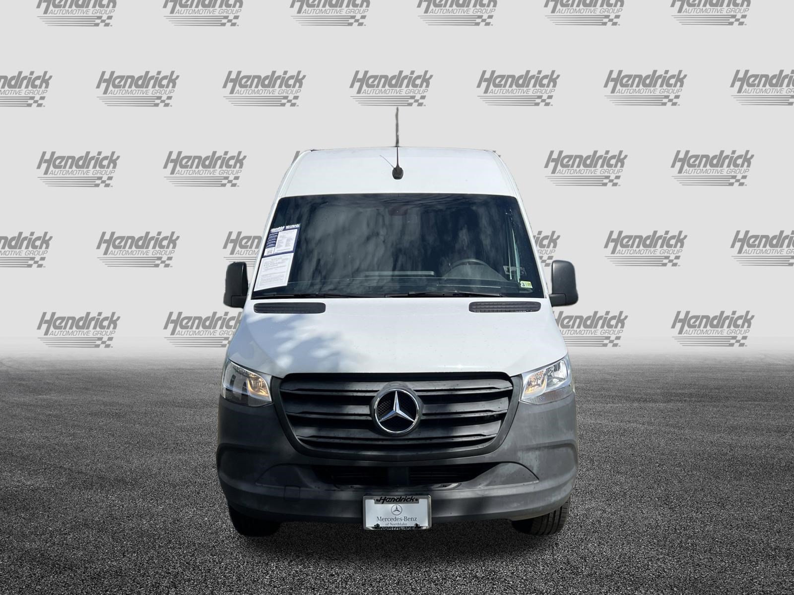 Used 2022 Mercedes-Benz Sprinter 2500 image 3