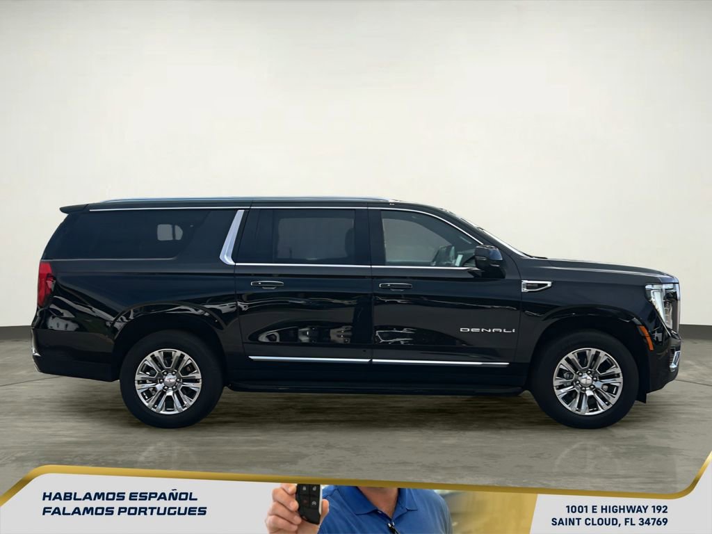 Used 2025 GMC Yukon XL Denali image 7