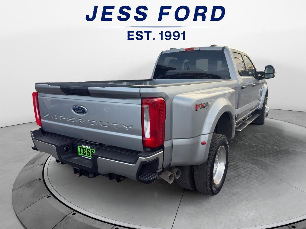 Used 2024 Ford F450 XLT w/ FX4 Off-Road Package image 3